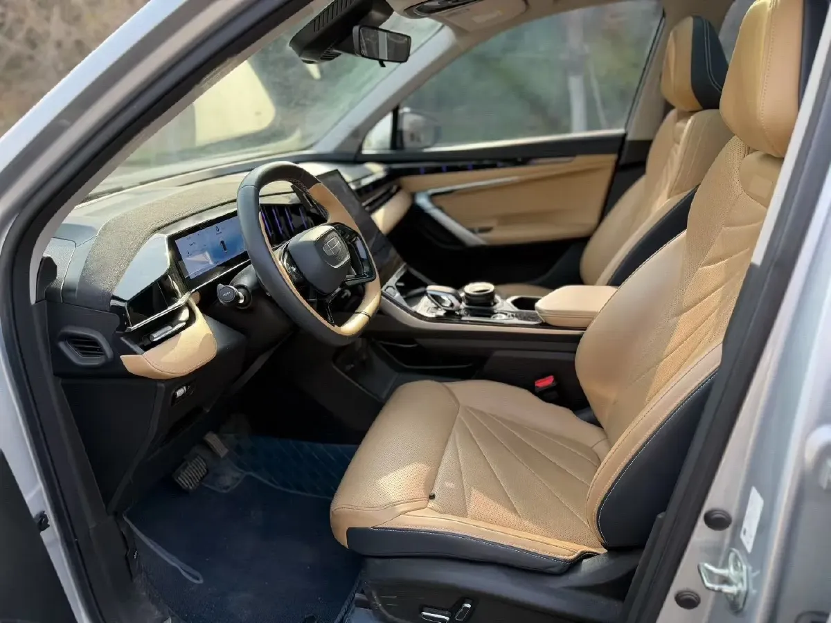 2023 Geely StarRay 1.5T 181HP L4 7DCT,autocango,china used car exporter,china ev exporter,chinese used car exporter,chinese used ev exporter