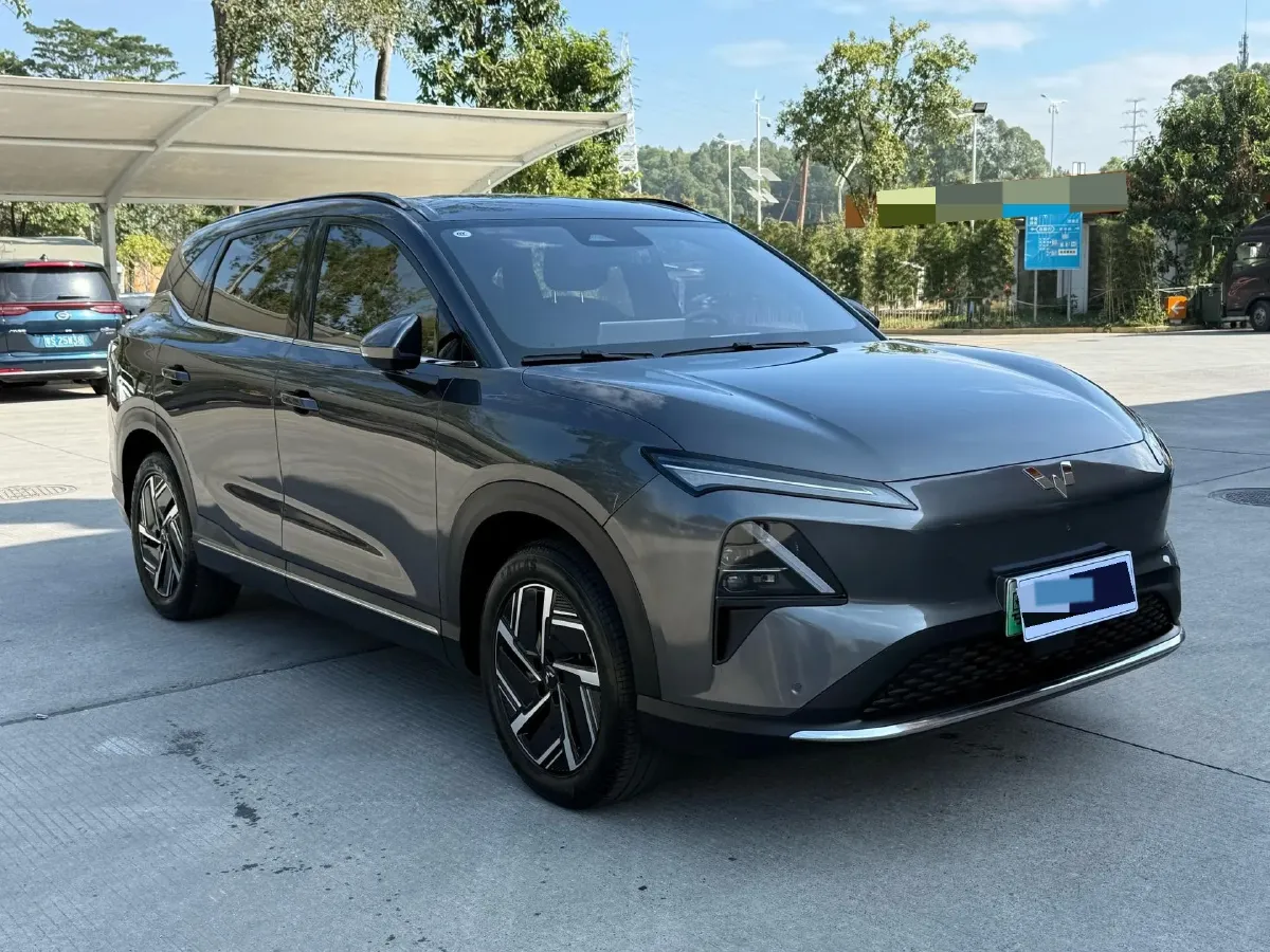 2024 WuLing XingGuangS BEV 60KWH,autocango,china used car exporter,china ev exporter,chinese used car exporter,chinese used ev exporter