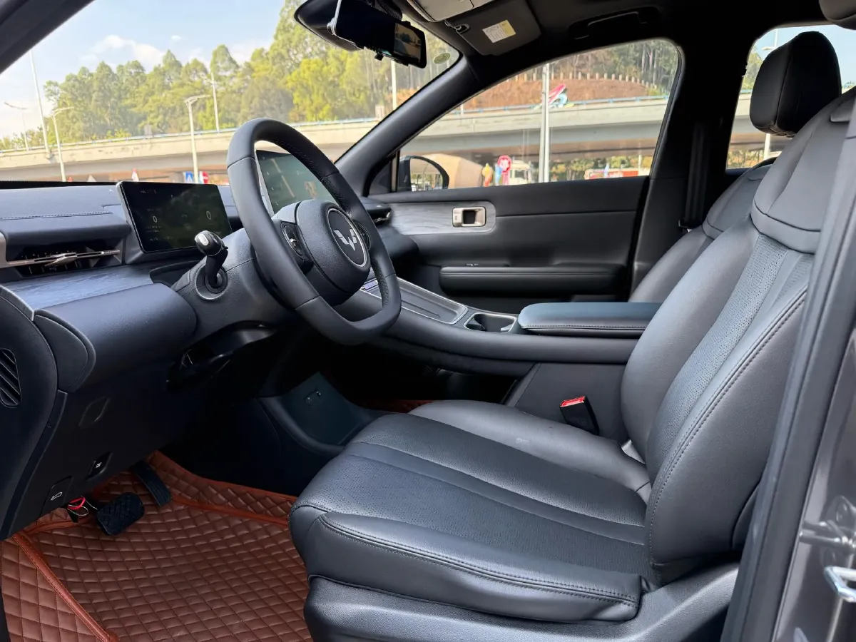 2024 WuLing XingGuangS BEV 60KWH,autocango,china used car exporter,china ev exporter,chinese used car exporter,chinese used ev exporter