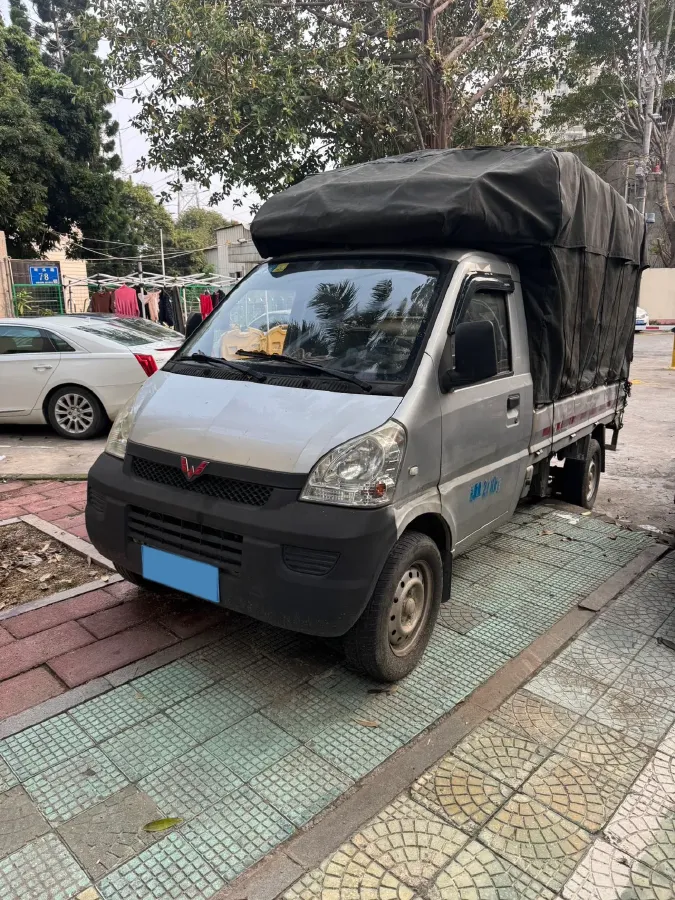 2019 WuLing RongGuang New Truck 1.5L 107HP L4 5MT,autocango,china used car exporter,china ev exporter,chinese used car exporter,chinese used ev exporter