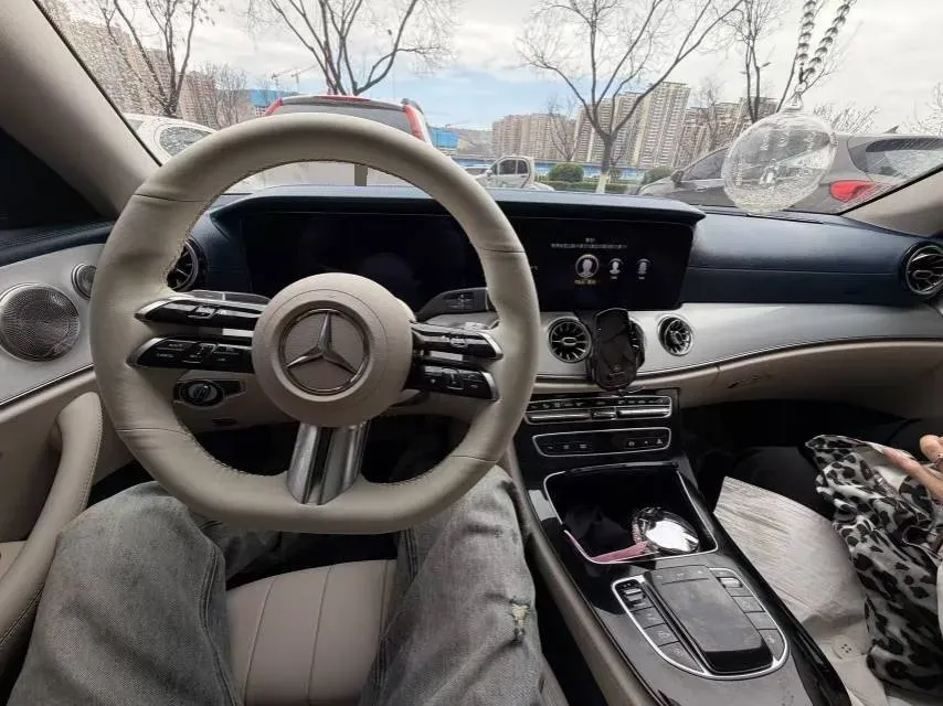 2021 Mercedes-Benz E Class 1.5T 184HP L4 9AT,autocango,china used car exporter,china ev exporter,chinese used car exporter,chinese used ev exporter