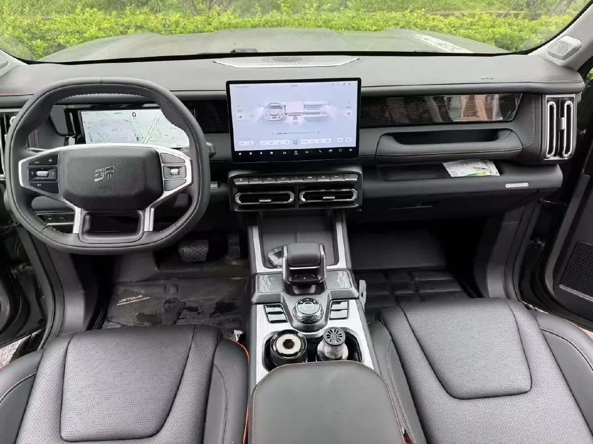 2025 Jetour DASHING 1.5T 184HP L4 7DCT,autocango,china used car exporter,china ev exporter,chinese used car exporter,chinese used ev exporter