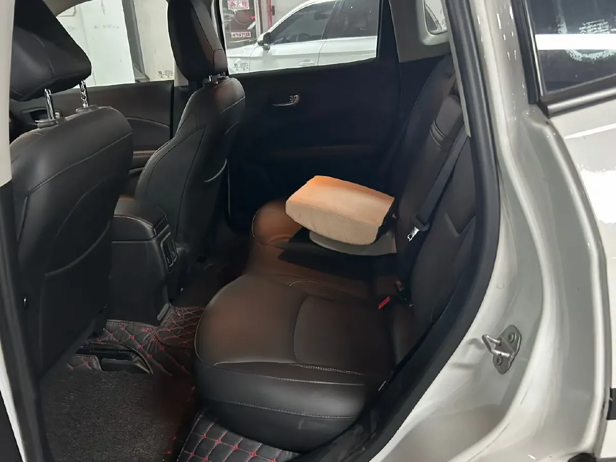 2019 Jeep Compass 2.0L 148HP L4 9AT,autocango,china used car exporter,china ev exporter,chinese used car exporter,chinese used ev exporter