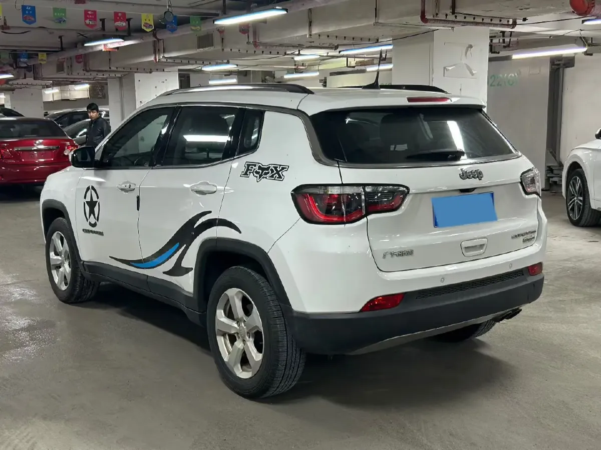 2019 Jeep Compass 2.0L 148HP L4 9AT,autocango,china used car exporter,china ev exporter,chinese used car exporter,chinese used ev exporter