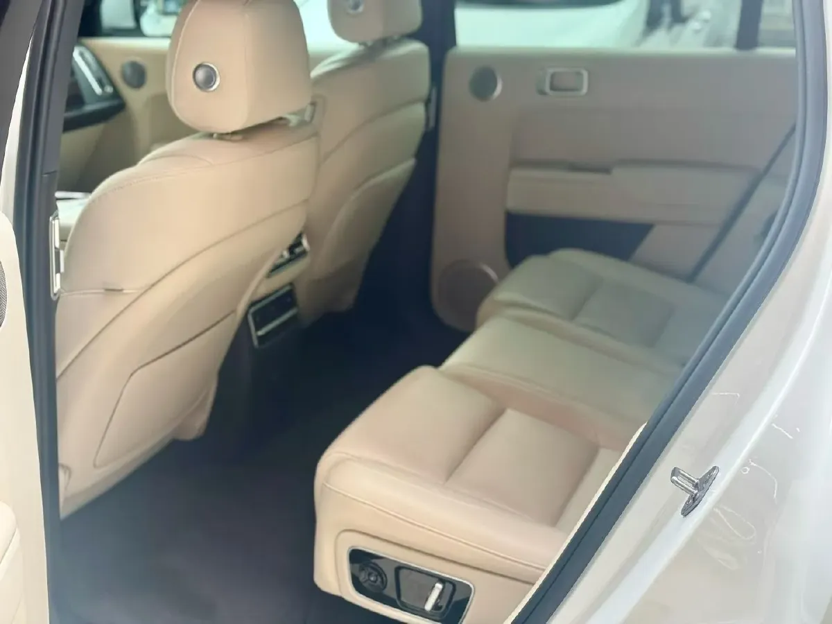 2023 Li L7 Range Extended 154HP REEV 40.9KWH,autocango,china used car exporter,china ev exporter,chinese used car exporter,chinese used ev exporter