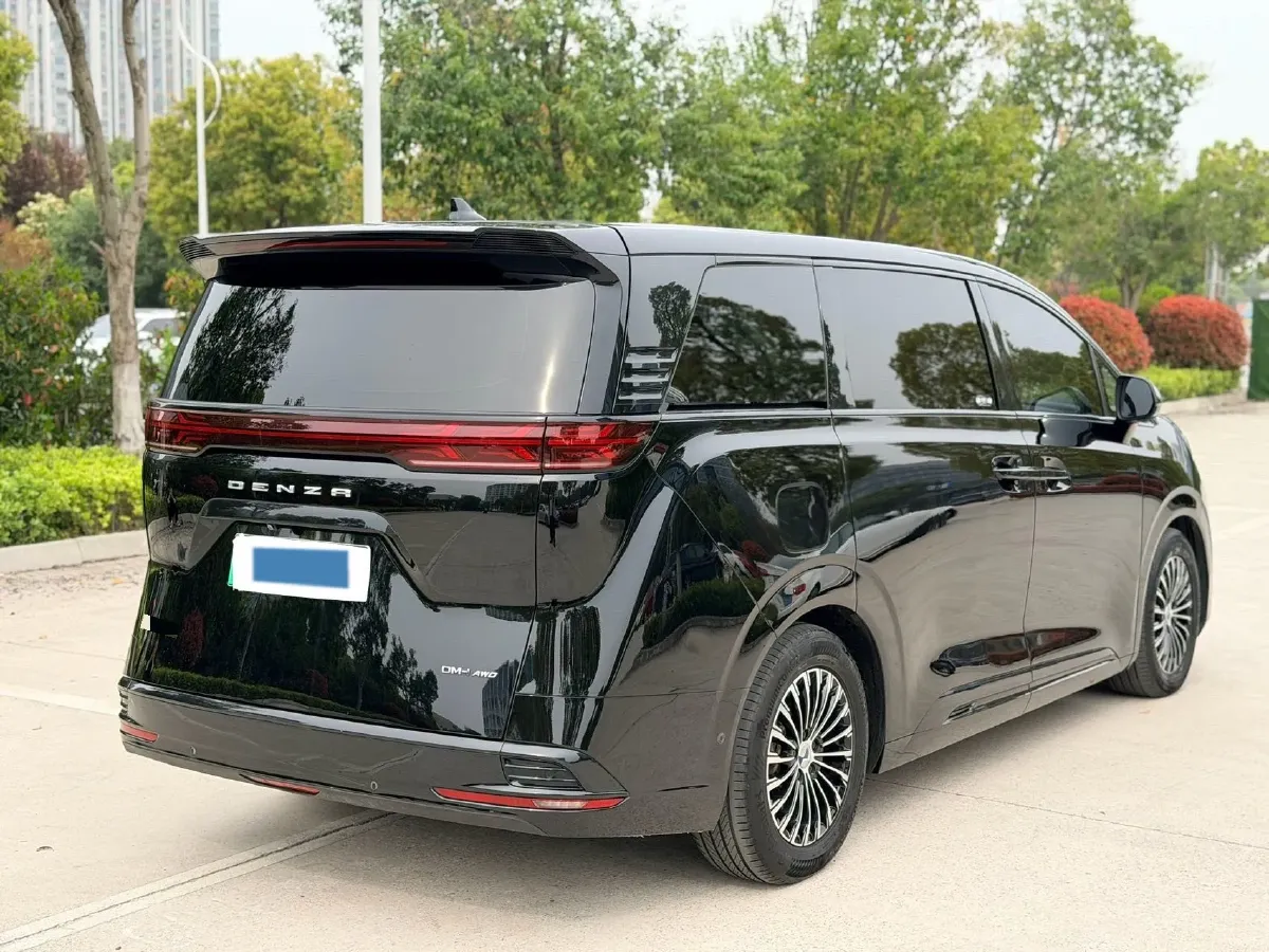 2024 Denza D9 1.5T 139HP L4 E-CVT PHEV 40KWH,autocango,china used car exporter,china ev exporter,chinese used car exporter,chinese used ev exporter