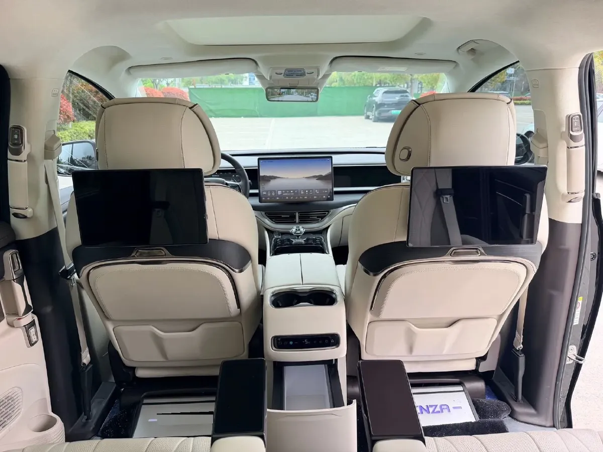 2024 Denza D9 1.5T 139HP L4 E-CVT PHEV 40KWH,autocango,china used car exporter,china ev exporter,chinese used car exporter,chinese used ev exporter