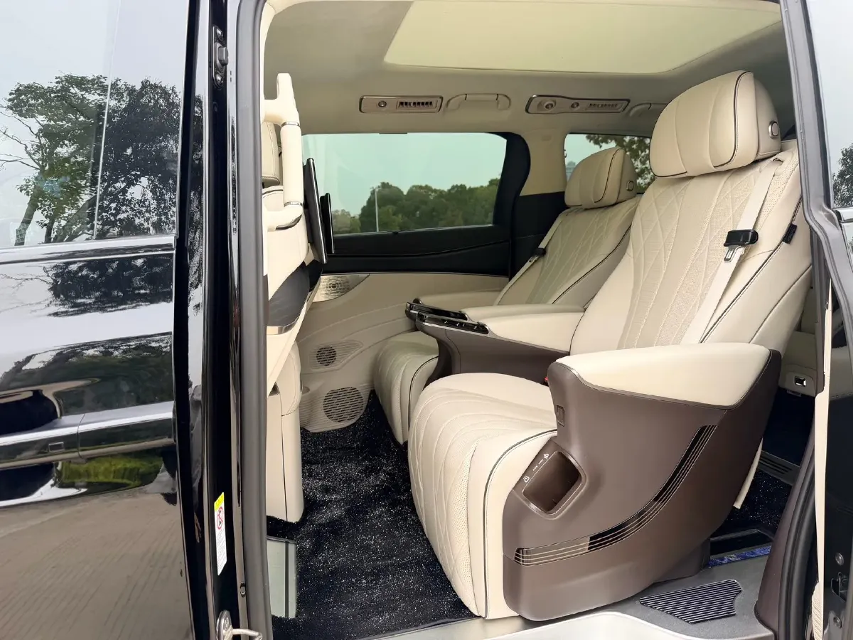 2024 Denza D9 1.5T 139HP L4 E-CVT PHEV 40KWH,autocango,china used car exporter,china ev exporter,chinese used car exporter,chinese used ev exporter