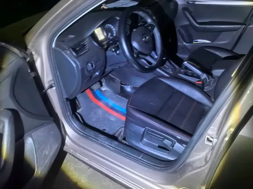 2020 Skoda Octavia 1.5L 113HP L4 6AT,autocango,china used car exporter,china ev exporter,chinese used car exporter,chinese used ev exporter