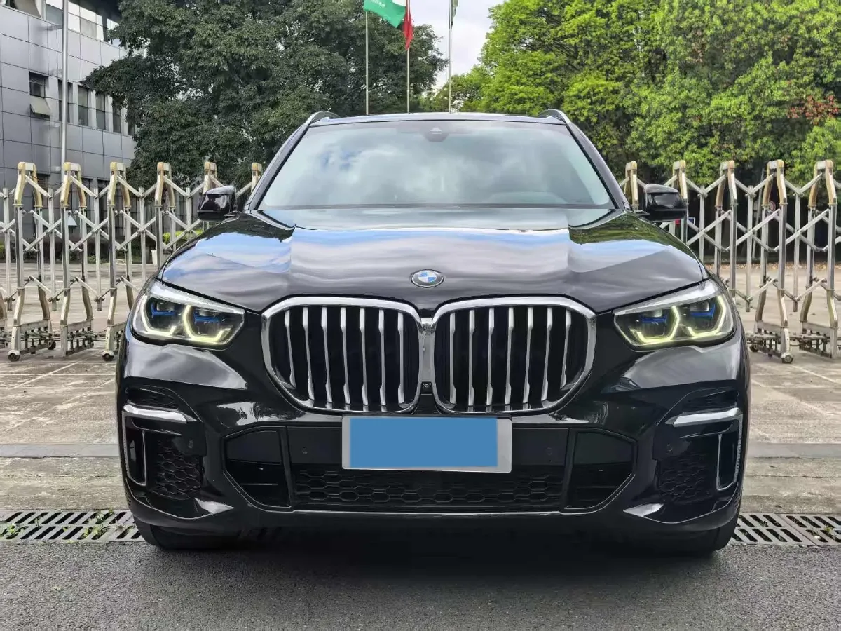 2022 BMW X5 2.0T 245HP L4 8AT,autocango,china used car exporter,china ev exporter,chinese used car exporter,chinese used ev exporter