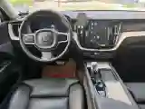 2022 Volvo XC60 2.0T 250HP L4 8AT