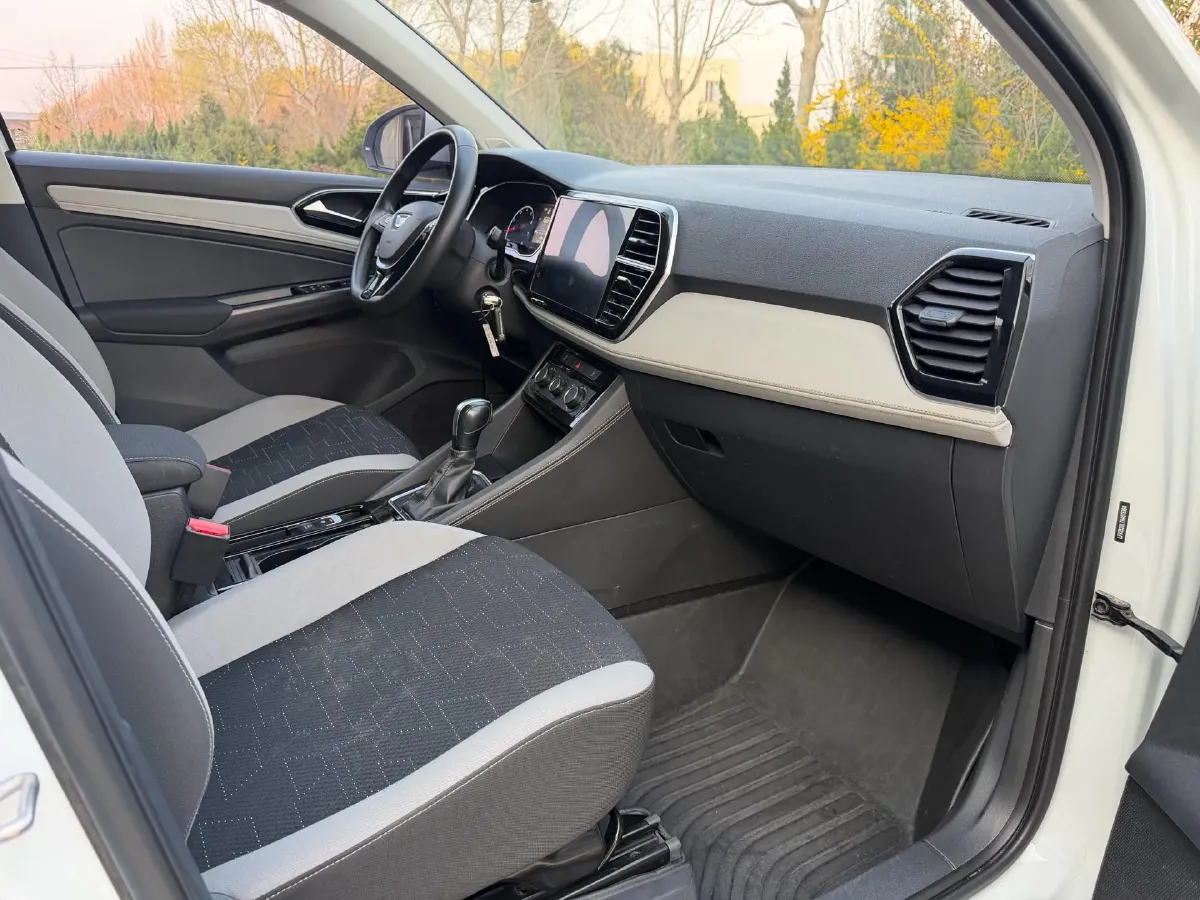 2022 Jetta VS5 1.4T 150HP L4 6AT,autocango,china used car exporter,china ev exporter,chinese used car exporter,chinese used ev exporter