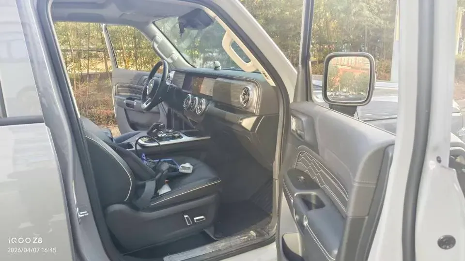 2023 Tank 300 2.0T 227HP L4 8AT,autocango,china used car exporter,china ev exporter,chinese used car exporter,chinese used ev exporter