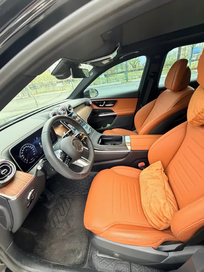 2024 Mercedes-Benz GLC Class 2.0T 258HP L4 9AT,autocango,china used car exporter,china ev exporter,chinese used car exporter,chinese used ev exporter