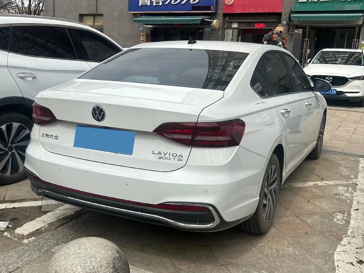 2023 Volkswagen Lavida 1.5T 160HP L4 7DCT,autocango,china used car exporter,china ev exporter,chinese used car exporter,chinese used ev exporter