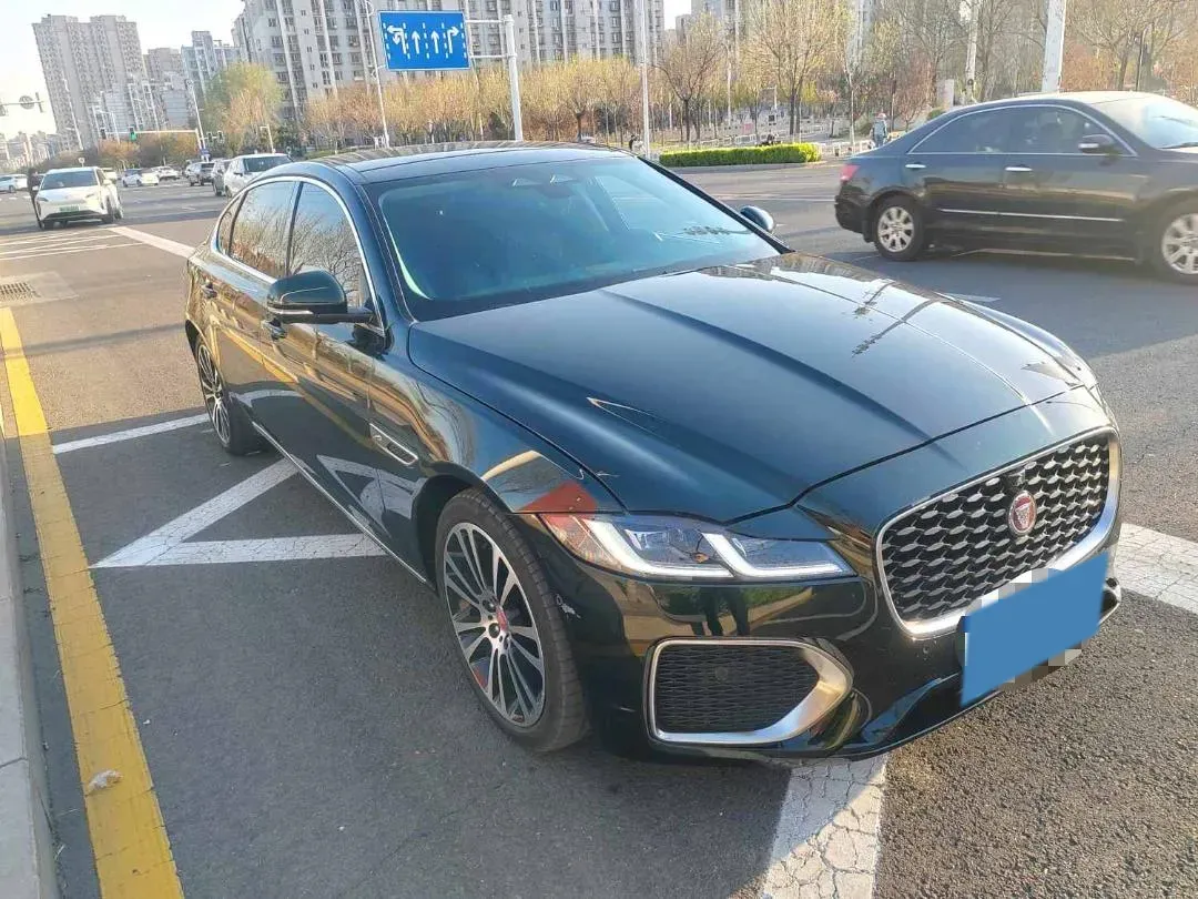 2022 Jaguar XFL 2.0T 250HP L4 8AT,autocango,china used car exporter,china ev exporter,chinese used car exporter,chinese used ev exporter