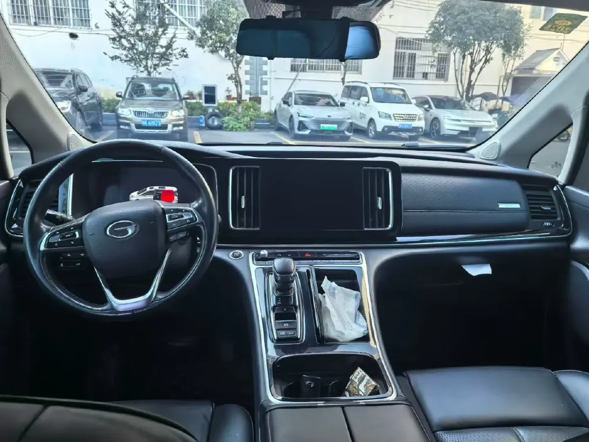 2021 GAC Trumpchi M8 2.0T 252HP L4 8AT,autocango,china used car exporter,china ev exporter,chinese used car exporter,chinese used ev exporter