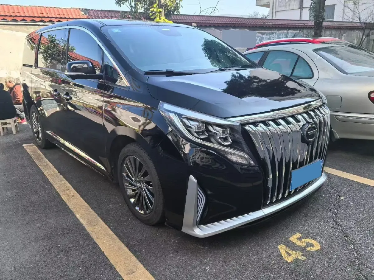 2021 GAC Trumpchi M8 2.0T 252HP L4 8AT,autocango,china used car exporter,china ev exporter,chinese used car exporter,chinese used ev exporter