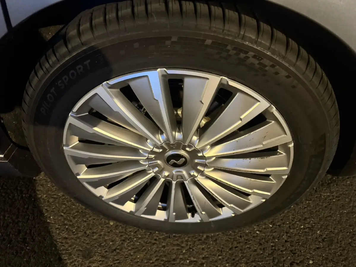 2025 ONVO L90 BEV,autocango,china used car exporter,china ev exporter,chinese used car exporter,chinese used ev exporter