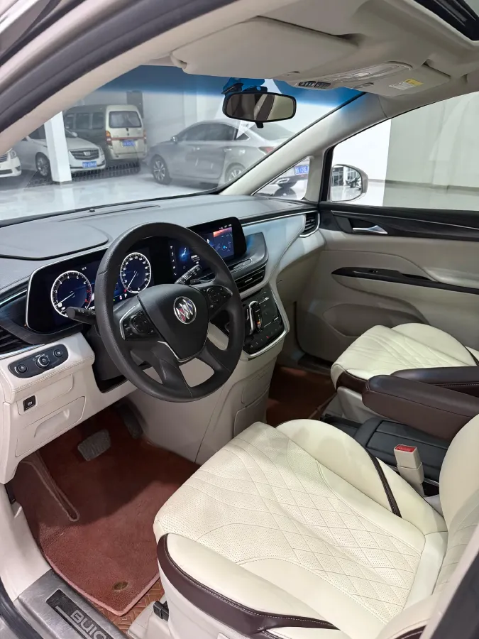 2022 Buick GL8 2.0T 237HP L4 9AT,autocango,china used car exporter,china ev exporter,chinese used car exporter,chinese used ev exporter
