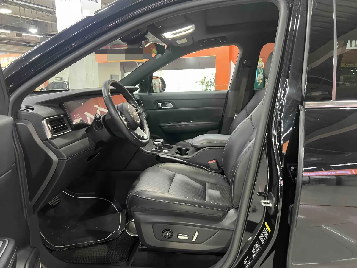 2021 Li ONE Range Extended 131HP REEV 40.5KWH,autocango,china used car exporter,china ev exporter,chinese used car exporter,chinese used ev exporter