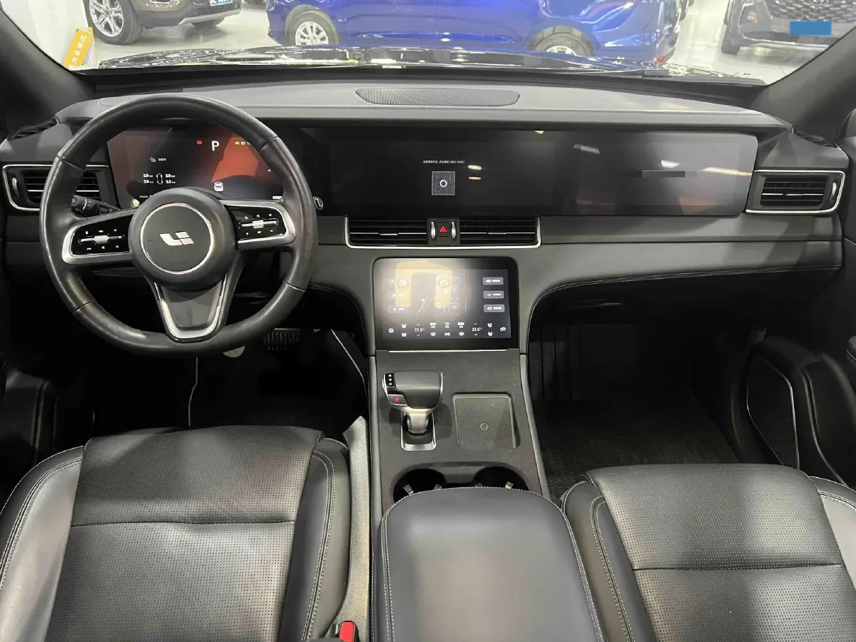 2021 Li ONE Range Extended 131HP REEV 40.5KWH,autocango,china used car exporter,china ev exporter,chinese used car exporter,chinese used ev exporter