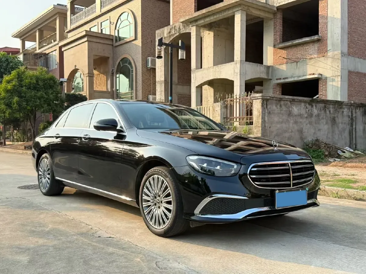 2022 Mercedes-Benz GLC Class 2.0T 258HP L4 9AT,autocango,china used car exporter,china ev exporter,chinese used car exporter,chinese used ev exporter