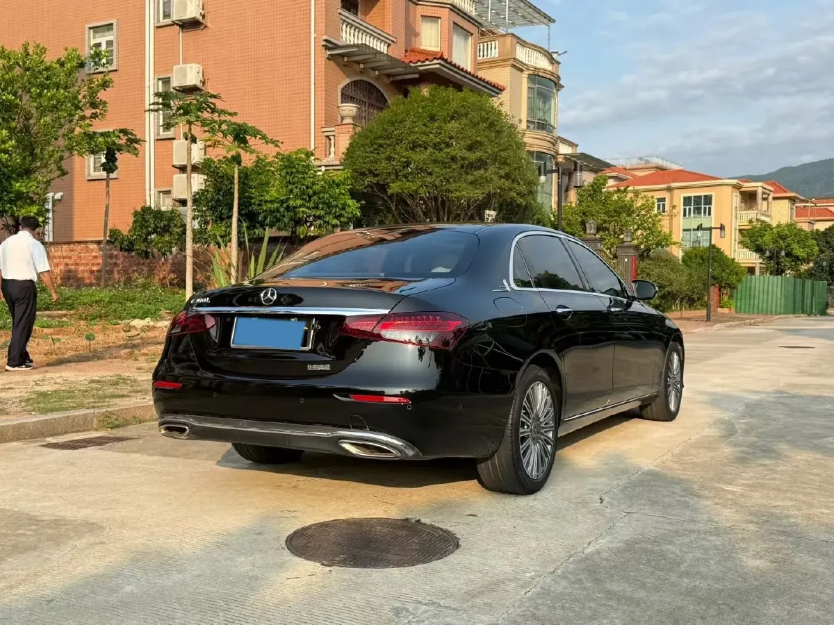 2022 Mercedes-Benz GLC Class 2.0T 258HP L4 9AT,autocango,china used car exporter,china ev exporter,chinese used car exporter,chinese used ev exporter