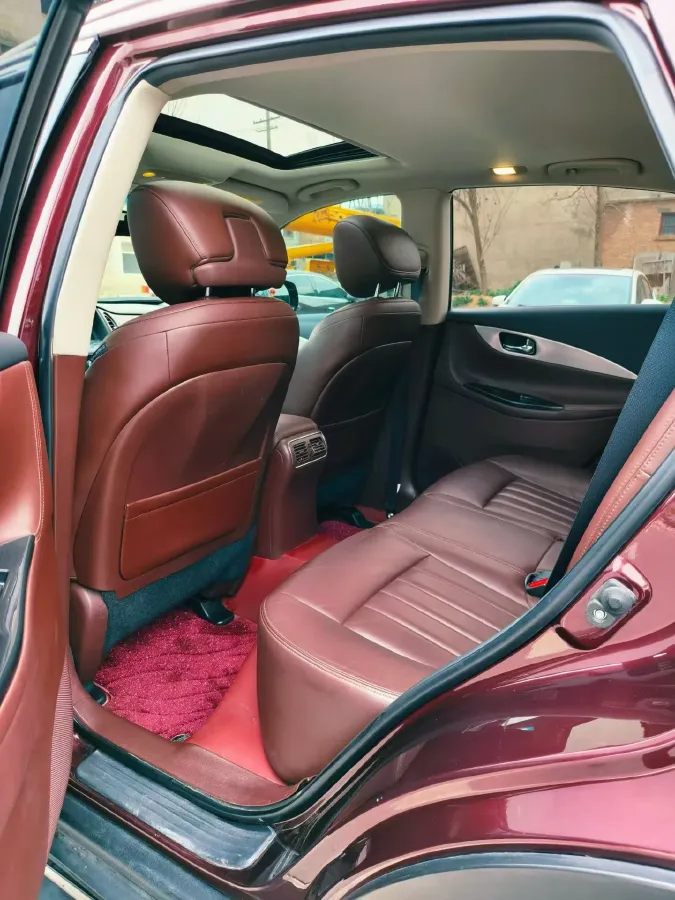 2015 Infiniti QX50 2.5L 235HP V6 7AT,autocango,china used car exporter,china ev exporter,chinese used car exporter,chinese used ev exporter