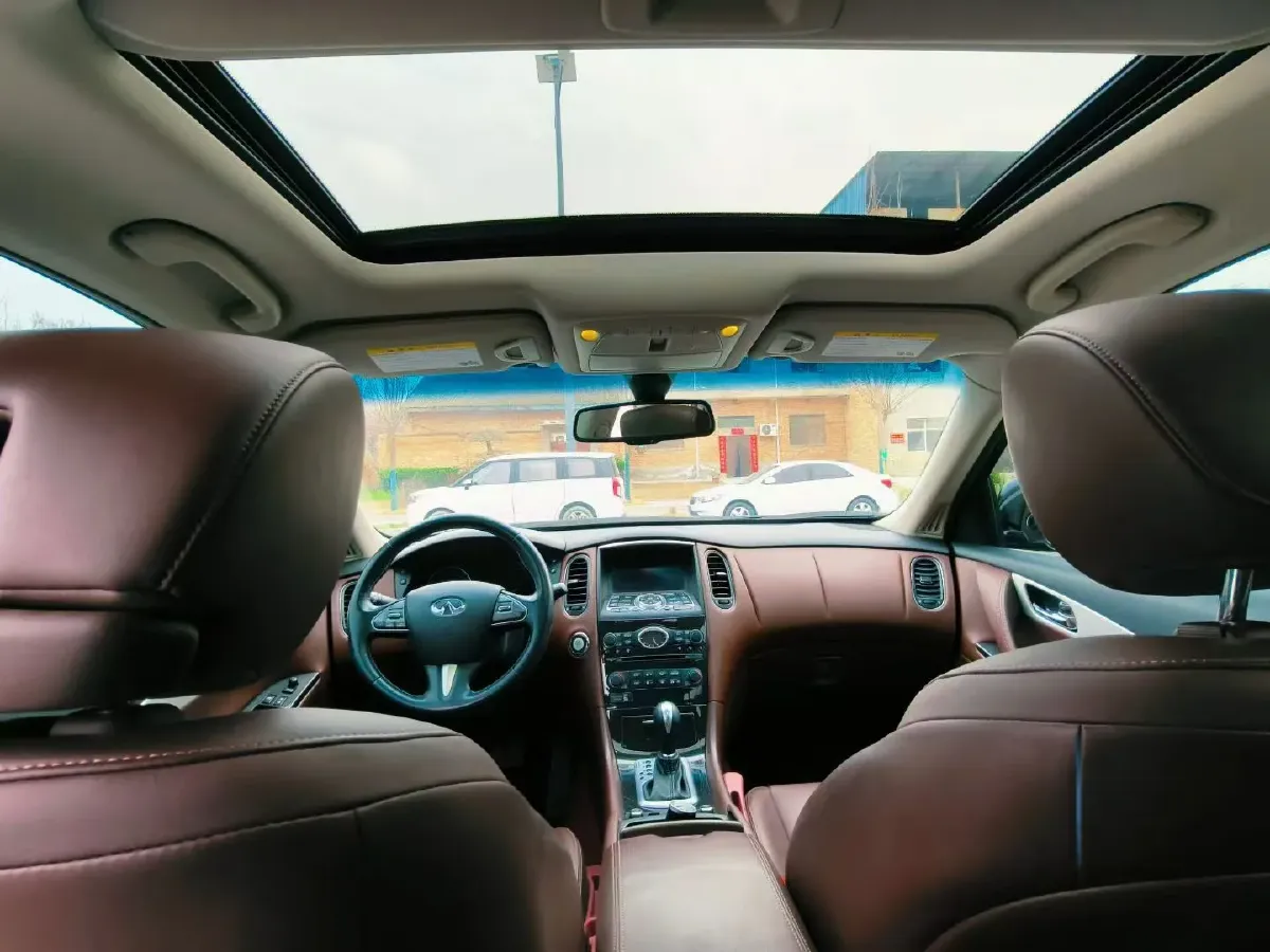 2015 Infiniti QX50 2.5L 235HP V6 7AT,autocango,china used car exporter,china ev exporter,chinese used car exporter,chinese used ev exporter