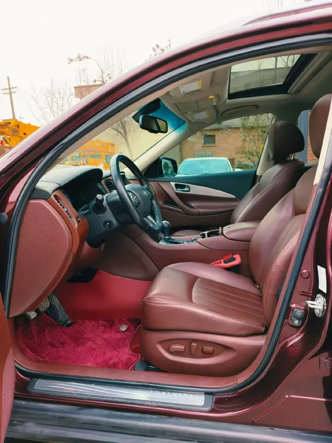 2015 Infiniti QX50 2.5L 235HP V6 7AT,autocango,china used car exporter,china ev exporter,chinese used car exporter,chinese used ev exporter