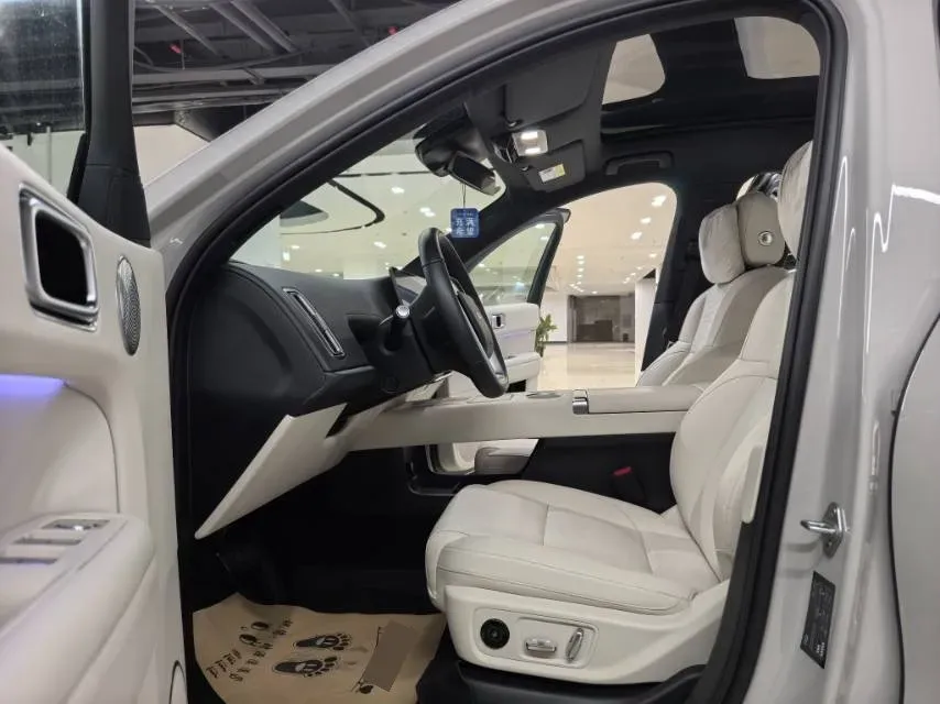 2024 Li L6 Range Extended 154HP L4 REEV 36.8KWH,autocango,china used car exporter,china ev exporter,chinese used car exporter,chinese used ev exporter