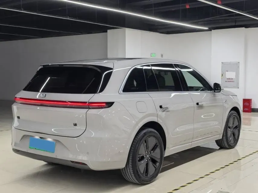 2024 Li L6 Range Extended 154HP L4 REEV 36.8KWH,autocango,china used car exporter,china ev exporter,chinese used car exporter,chinese used ev exporter