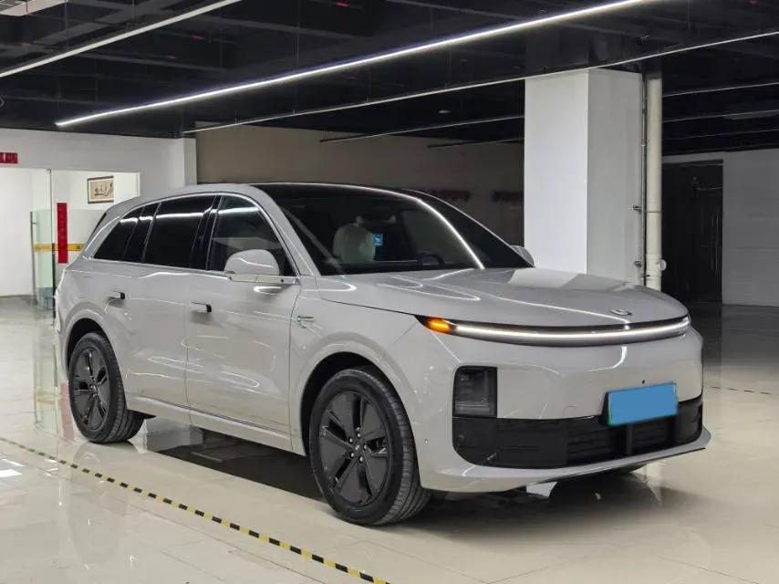 2024 Li L6 Range Extended 154HP L4 REEV 36.8KWH,autocango,china used car exporter,china ev exporter,chinese used car exporter,chinese used ev exporter