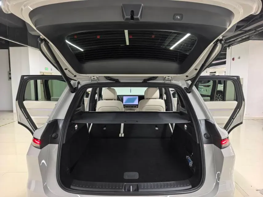 2024 Li L6 Range Extended 154HP L4 REEV 36.8KWH,autocango,china used car exporter,china ev exporter,chinese used car exporter,chinese used ev exporter