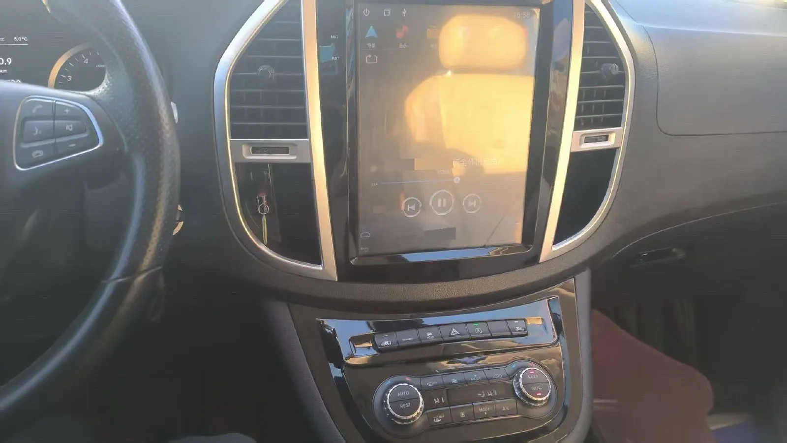 2021 Mercedes-Benz Vito 2.0T 211HP L4 9AT,autocango,china used car exporter,china ev exporter,chinese used car exporter,chinese used ev exporter