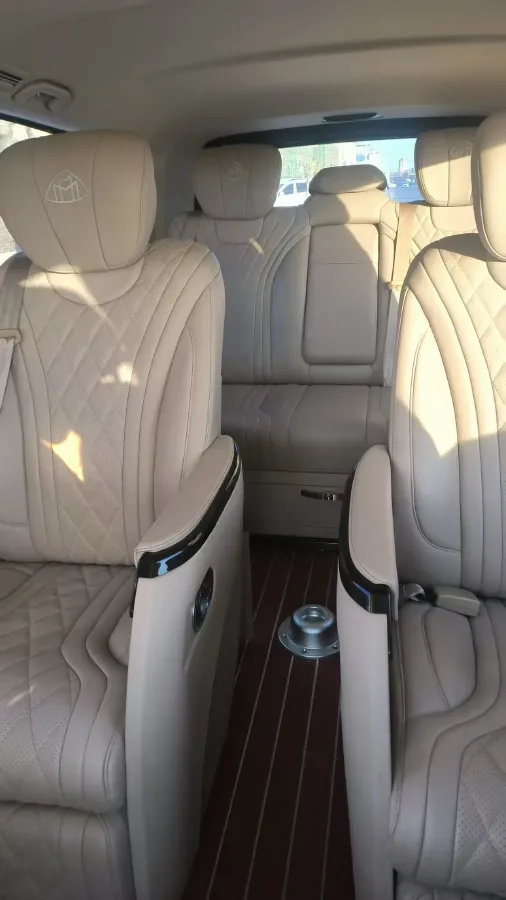 2021 Mercedes-Benz Vito 2.0T 211HP L4 9AT,autocango,china used car exporter,china ev exporter,chinese used car exporter,chinese used ev exporter