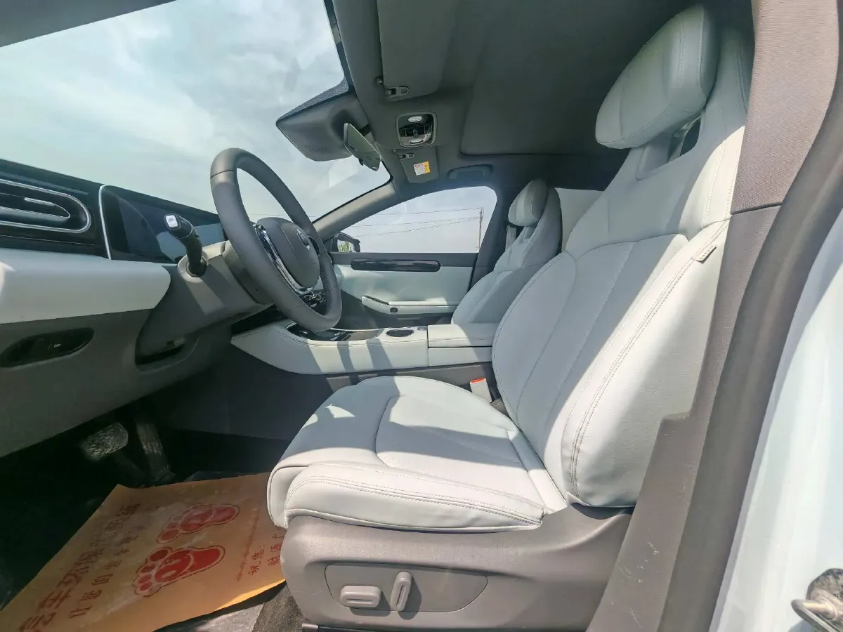 2023 Leapmotor C01 1.5L 95HP L4 REEV 30.1KWH,autocango,china used car exporter,china ev exporter,chinese used car exporter,chinese used ev exporter