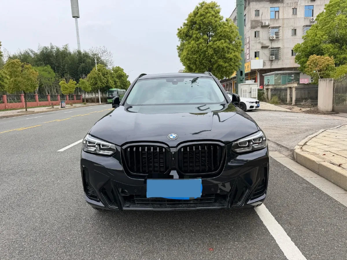 2023 BMW X3 2.0T 245HP L4 8AT,autocango,china used car exporter,china ev exporter,chinese used car exporter,chinese used ev exporter