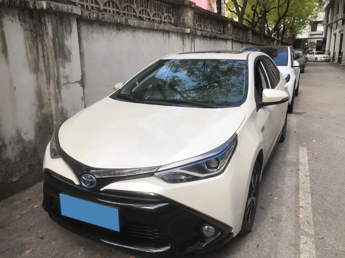 2019 Toyota Corolla Hybird E+ 1.8L 99HP L4 E-CVT PHEV 10.5KWH,autocango,china used car exporter,china ev exporter,chinese used car exporter,chinese used ev exporter