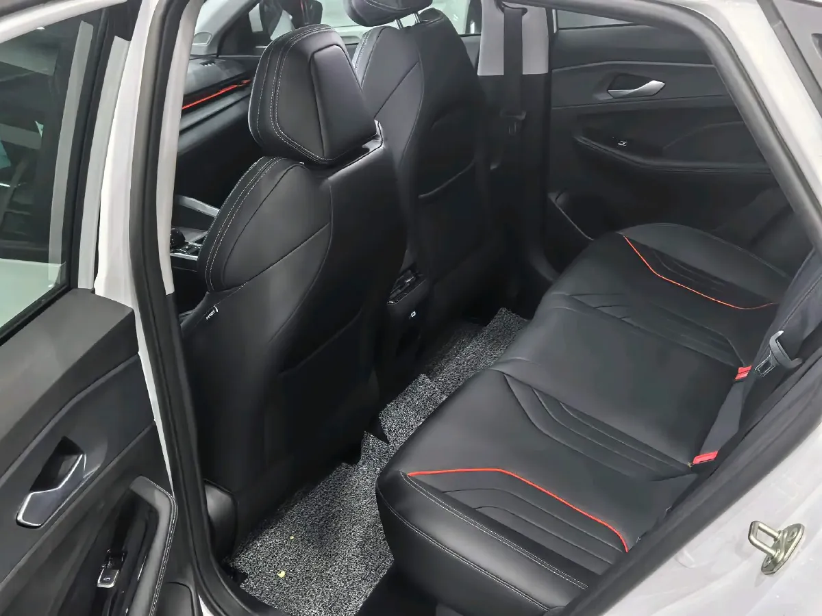 2024 Geely Binray 1.5T 181HP L4 7DCT,autocango,china used car exporter,china ev exporter,chinese used car exporter,chinese used ev exporter