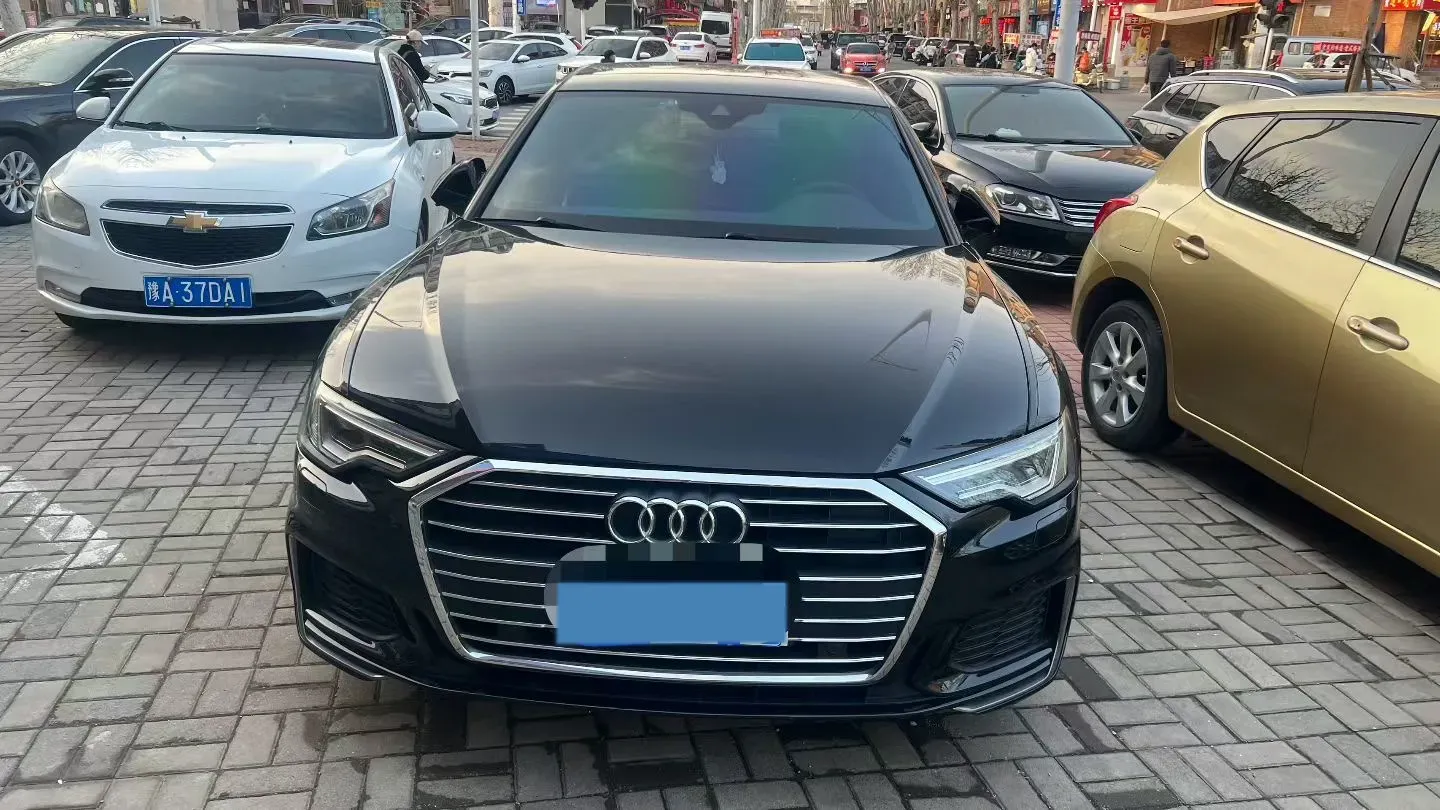 2021 Audi A6L 2.0T 190HP L4 7DCT,autocango,china used car exporter,china ev exporter,chinese used car exporter,chinese used ev exporter