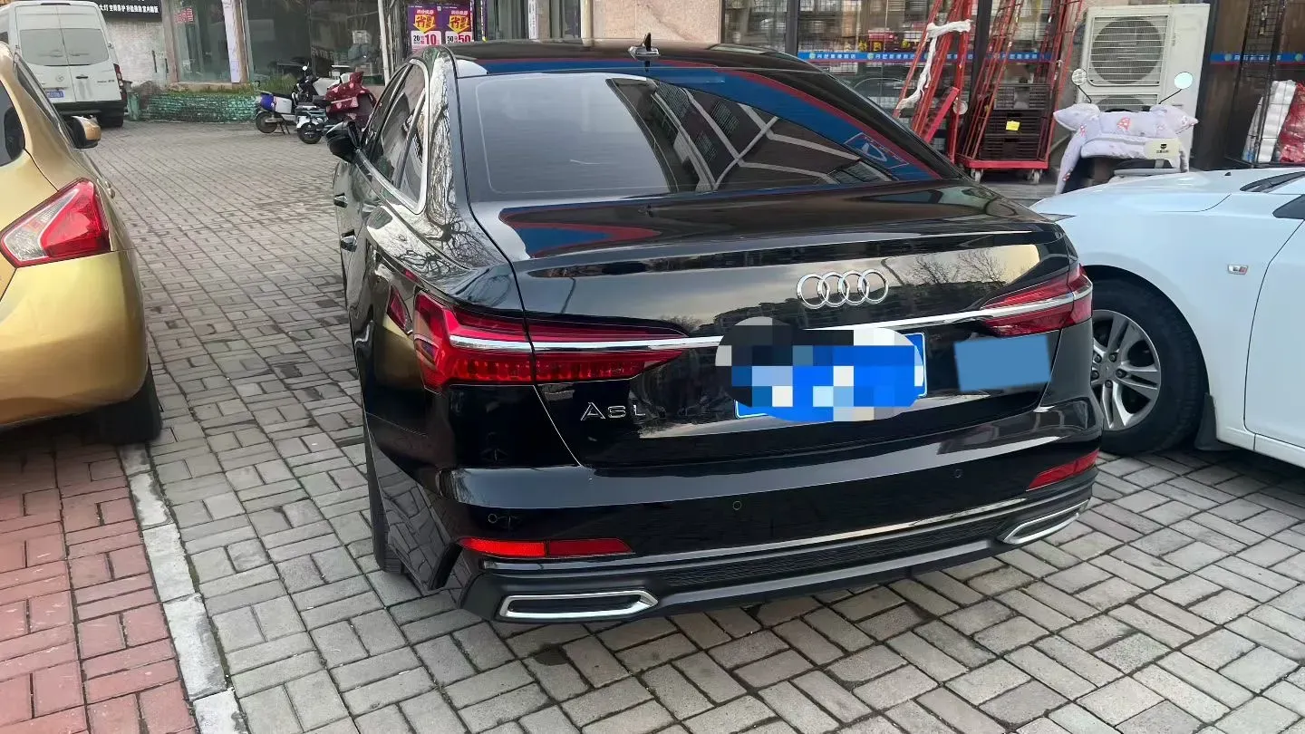 2021 Audi A6L 2.0T 190HP L4 7DCT,autocango,china used car exporter,china ev exporter,chinese used car exporter,chinese used ev exporter
