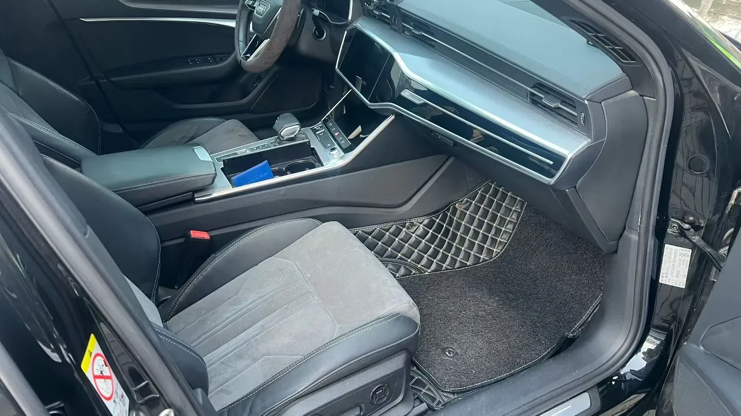 2021 Audi A6L 2.0T 190HP L4 7DCT,autocango,china used car exporter,china ev exporter,chinese used car exporter,chinese used ev exporter