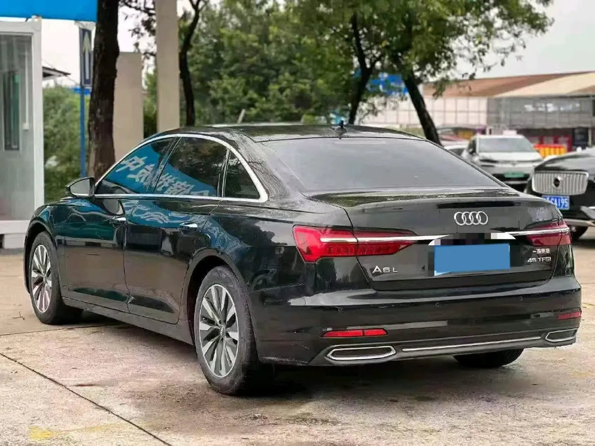 2020 Audi A6L 2.0T 190HP L4 7DCT,autocango,china used car exporter,china ev exporter,chinese used car exporter,chinese used ev exporter