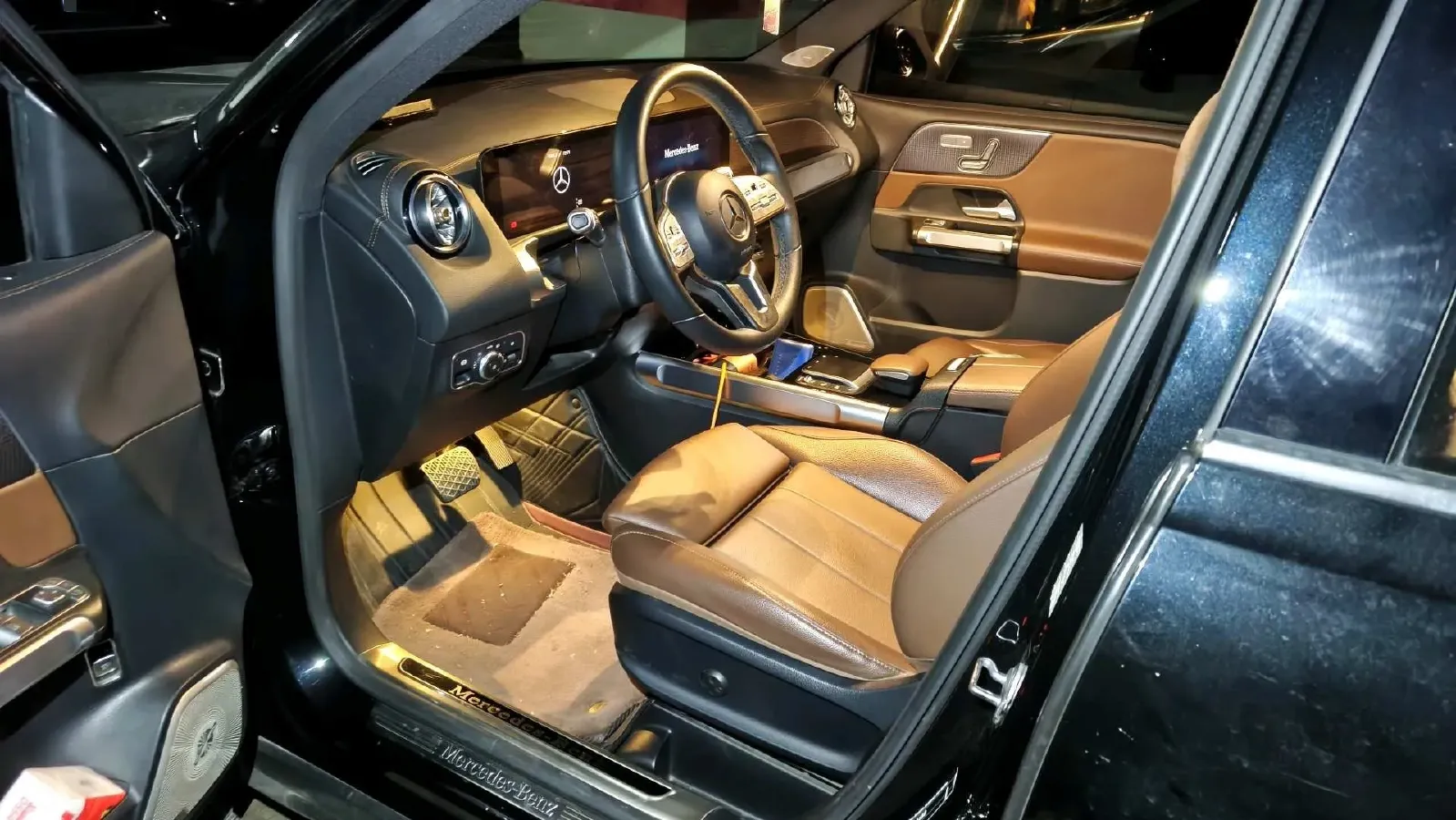 2021 Mercedes-Benz GLB Class 1.3T 163HP L4 7DCT,autocango,china used car exporter,china ev exporter,chinese used car exporter,chinese used ev exporter