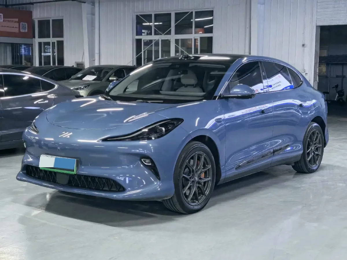 2025 IM LS6 BEV 75KWH,autocango,china used car exporter,china ev exporter,chinese used car exporter,chinese used ev exporter