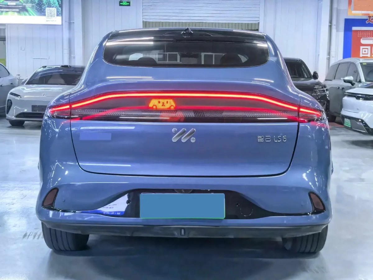 2025 IM LS6 BEV 75KWH,autocango,china used car exporter,china ev exporter,chinese used car exporter,chinese used ev exporter