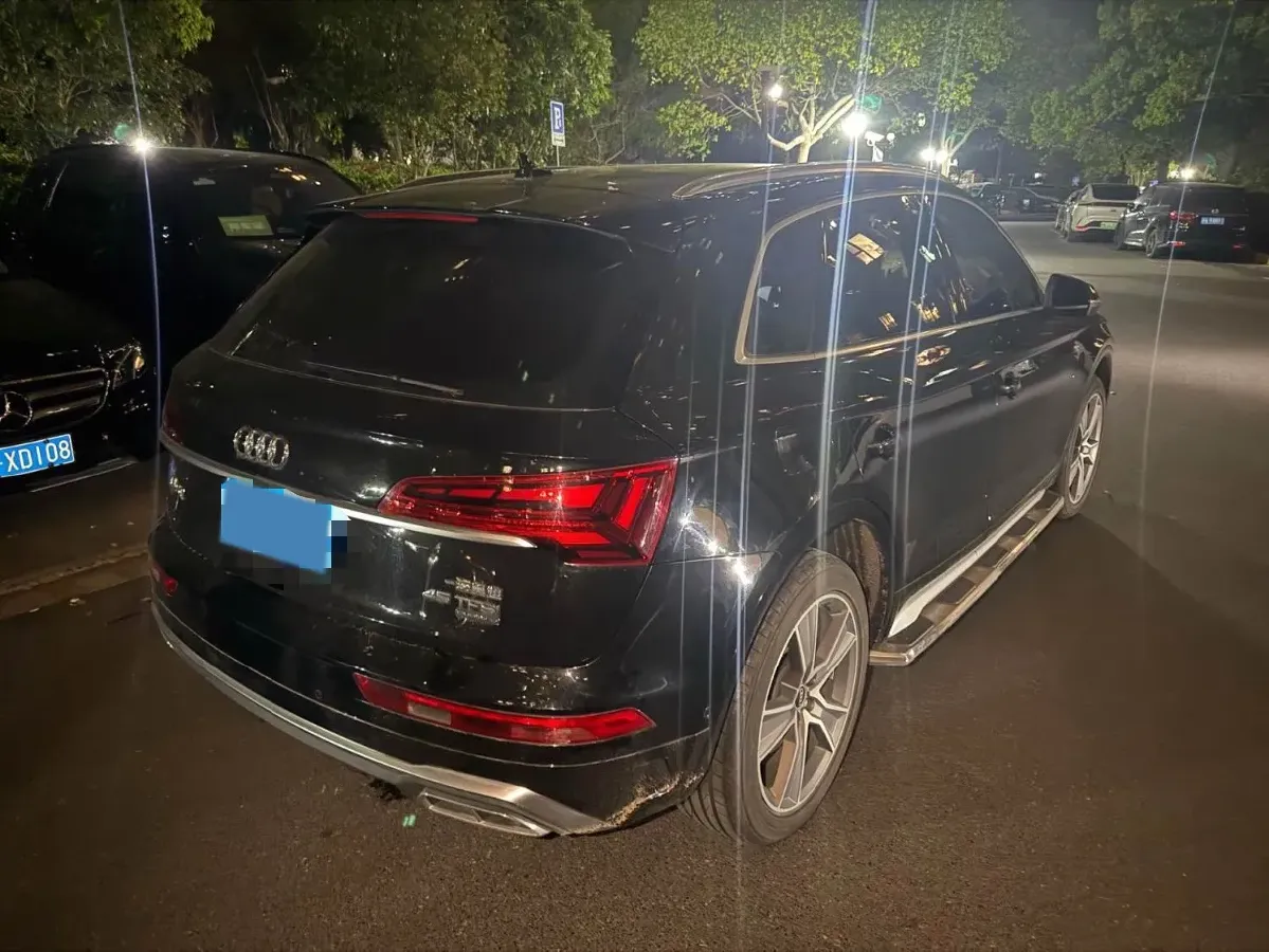 2022 Audi Q5L 2.0T 252HP L4 7DCT,autocango,china used car exporter,china ev exporter,chinese used car exporter,chinese used ev exporter