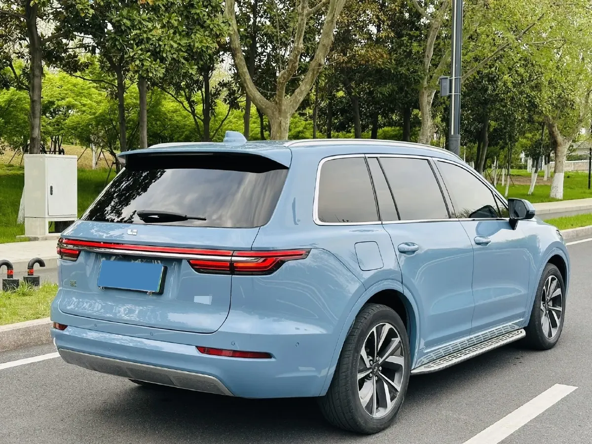 2021 Li ONE Range Extended 131HP REEV 40.5KWH,autocango,china used car exporter,china ev exporter,chinese used car exporter,chinese used ev exporter